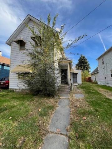 2919 E 64th Street Cleveland OH 44127