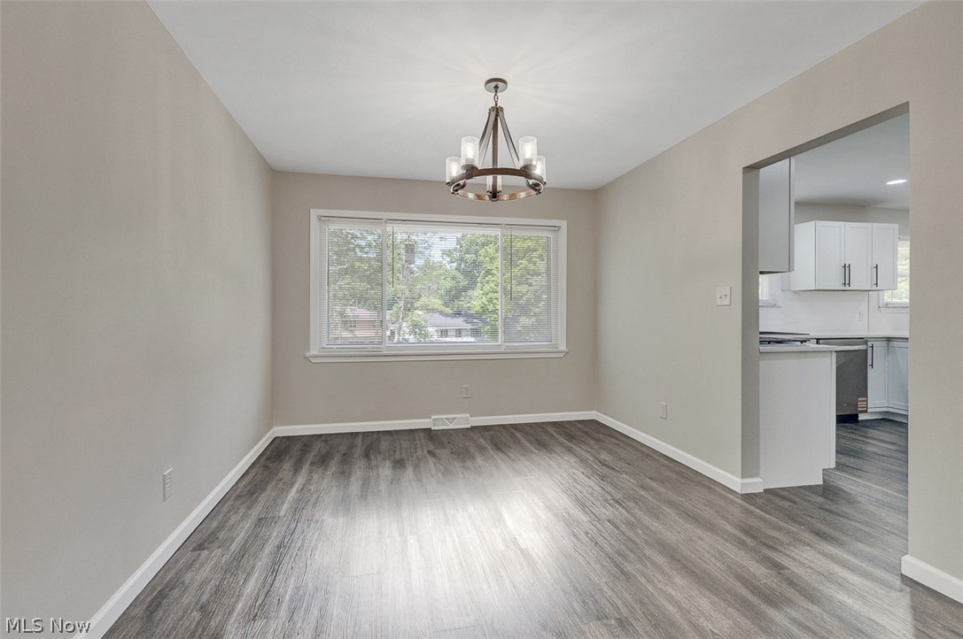 2429 Thurmont Road Akron OH 44313