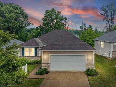 5410 Peachtree Lane N Parma OH 44134
