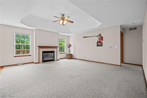 5410 Peachtree Lane N Parma OH 44134