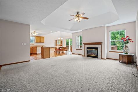 5410 Peachtree Lane N Parma OH 44134