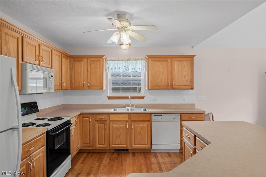 5410 Peachtree Lane N Parma OH 44134