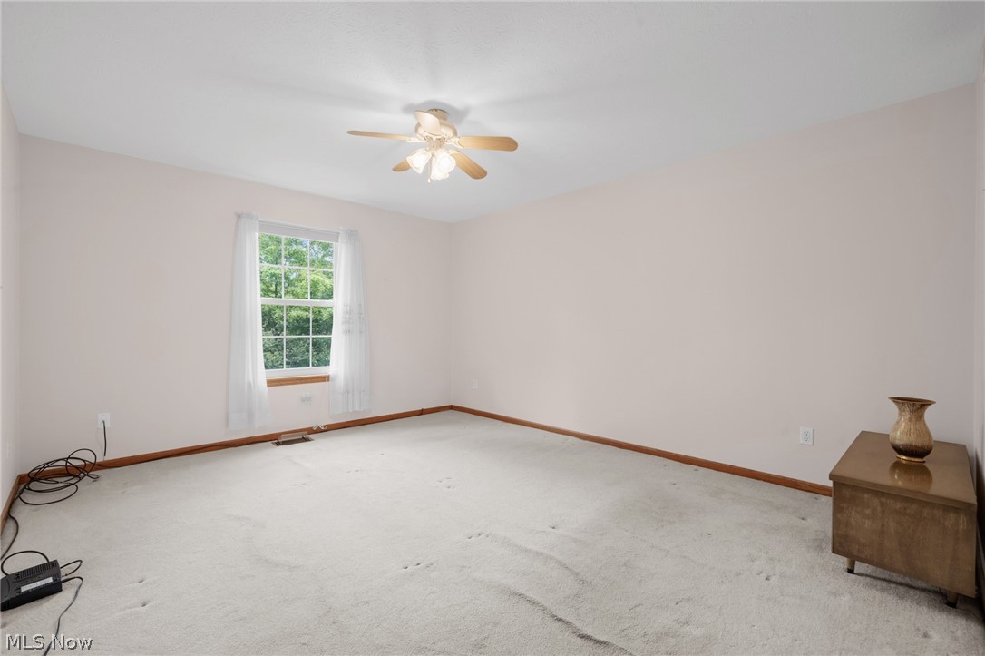 5410 Peachtree Lane N Parma OH 44134