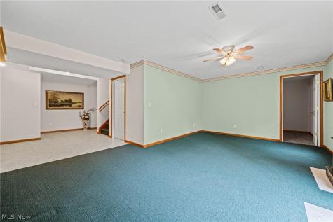 5410 Peachtree Lane N Parma OH 44134