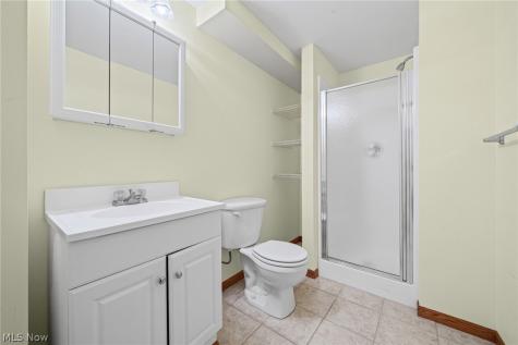 5410 Peachtree Lane N Parma OH 44134