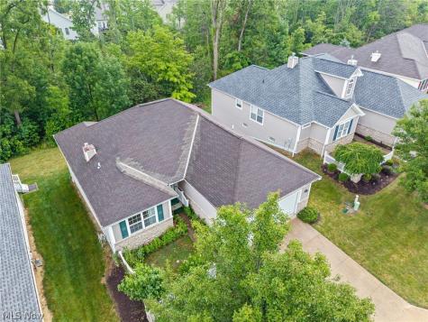 5410 Peachtree Lane N Parma OH 44134