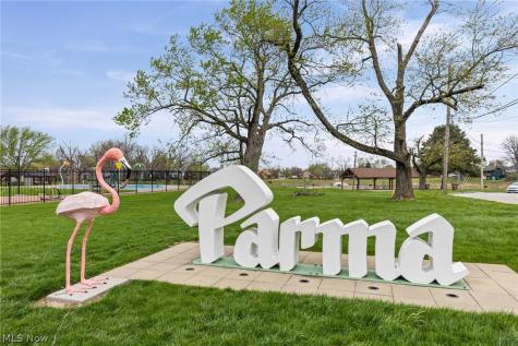 5410 Peachtree Lane N Parma OH 44134