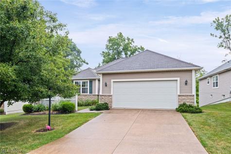 5410 Peachtree Lane N Parma OH 44134