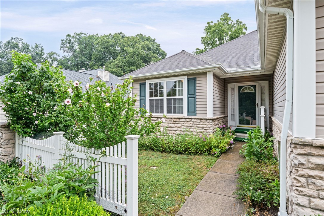 5410 Peachtree Lane N Parma OH 44134