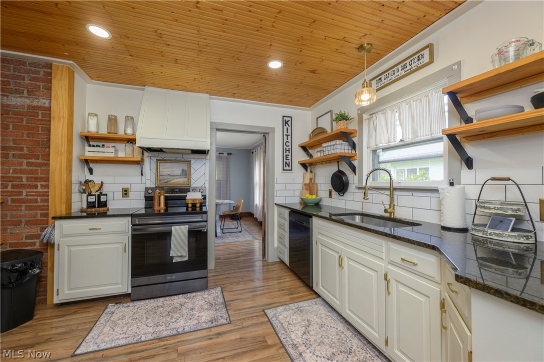 314 E 13th Street Dover OH 44622