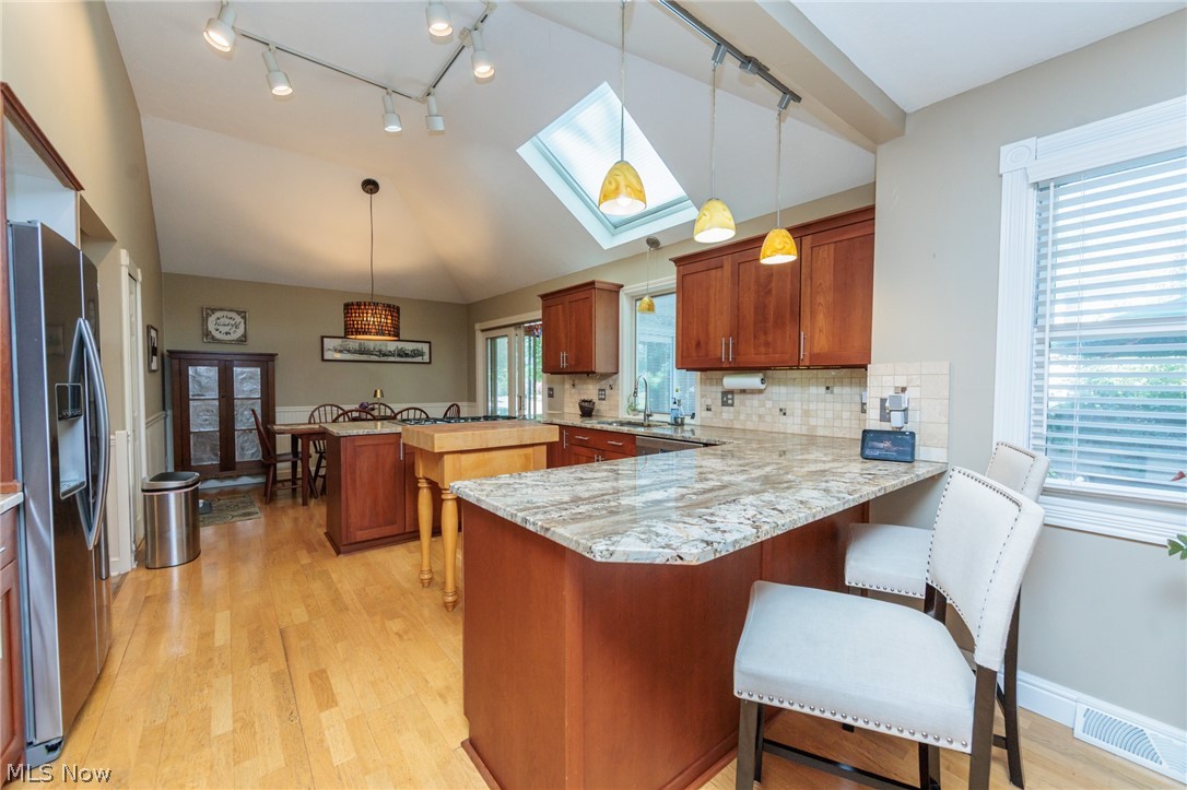 3854 Kings Mill Run Rocky River OH 44116