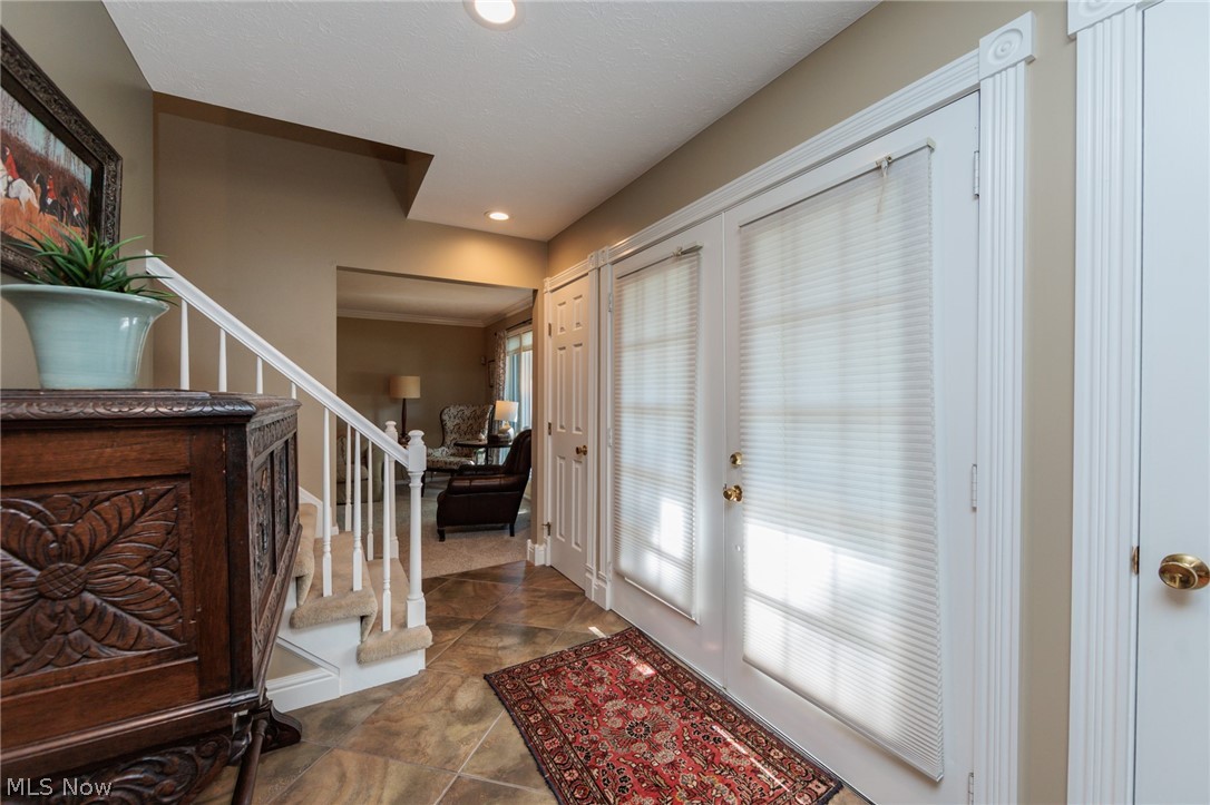 3854 Kings Mill Run Rocky River OH 44116