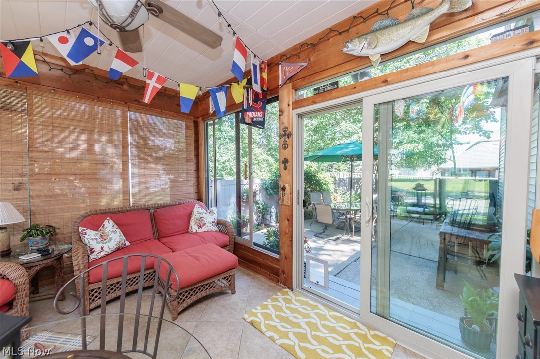 3854 Kings Mill Run Rocky River OH 44116