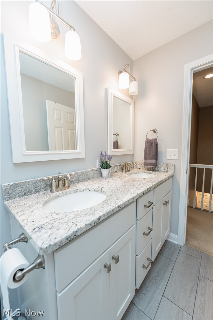 3854 Kings Mill Run Rocky River OH 44116