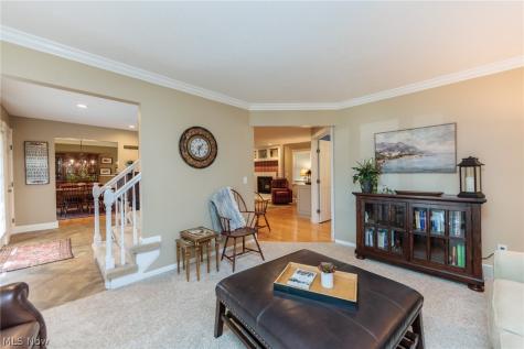 3854 Kings Mill Run Rocky River OH 44116