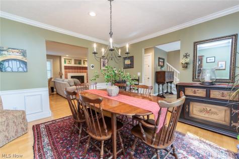 3854 Kings Mill Run Rocky River OH 44116