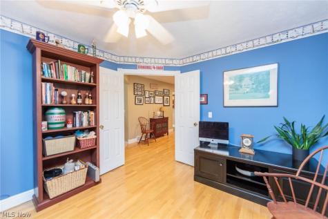 3854 Kings Mill Run Rocky River OH 44116
