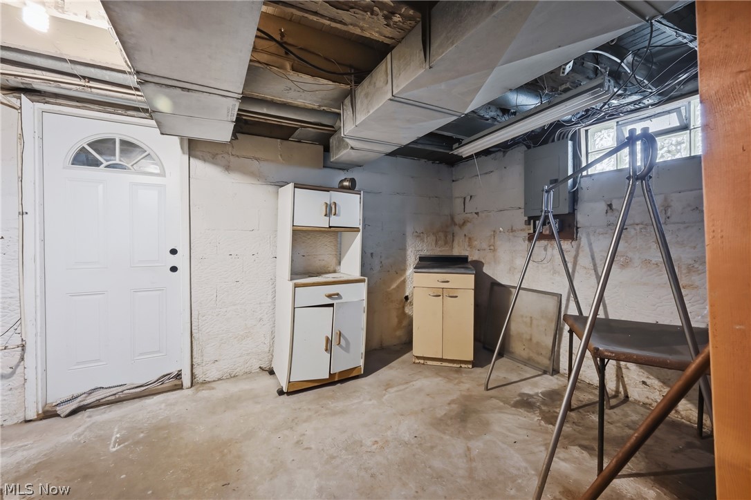 301 Porter Avenue Campbell OH 44405