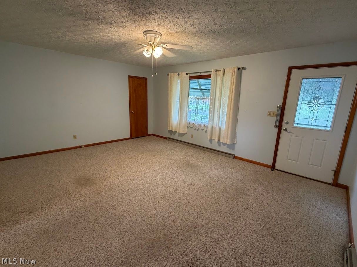 911 5th Street NW New Philadelphia OH 44663