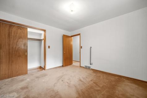 1885 W Sprague Road Broadview Heights OH 44147