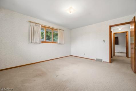 1885 W Sprague Road Broadview Heights OH 44147