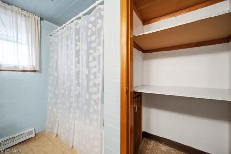 1885 W Sprague Road Broadview Heights OH 44147