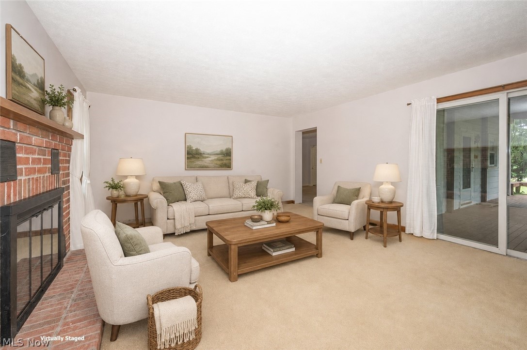 11406 W Pine Lake Road Salem OH 44460