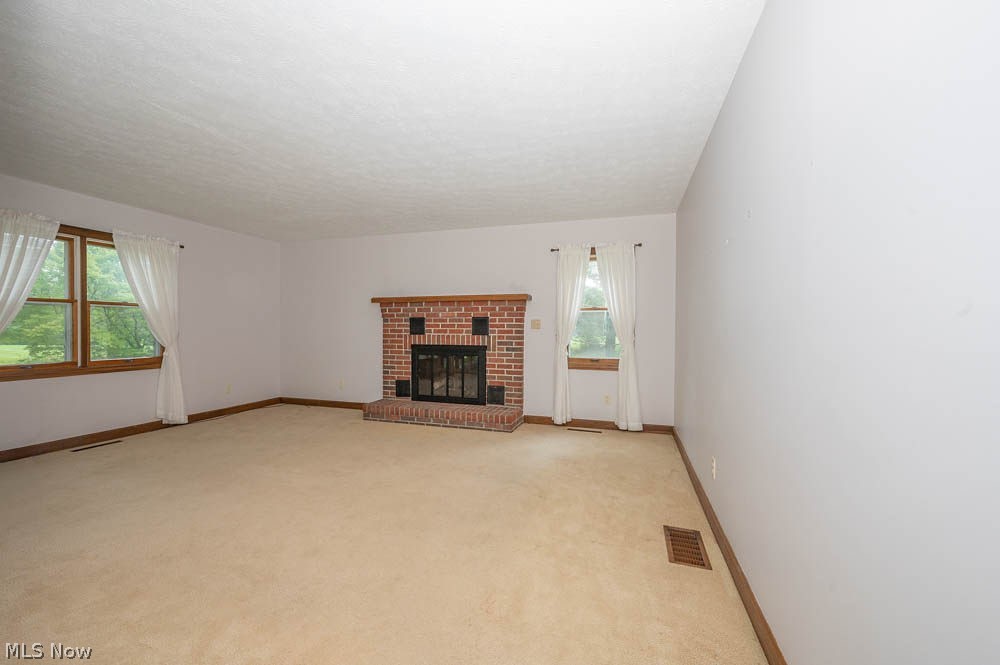 11406 W Pine Lake Road Salem OH 44460