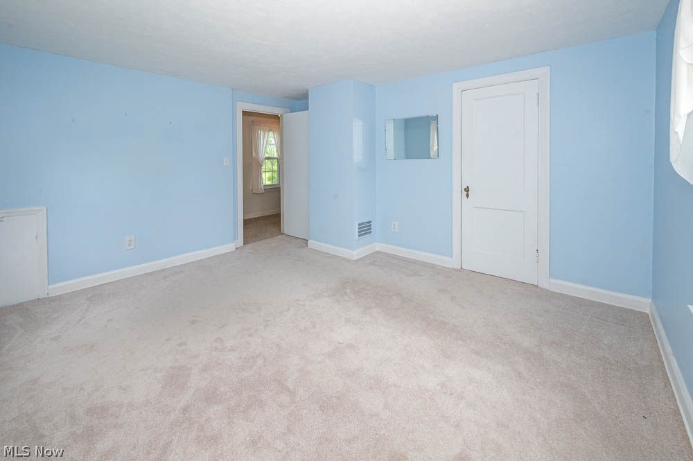 11406 W Pine Lake Road Salem OH 44460