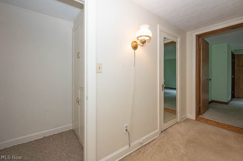 11406 W Pine Lake Road Salem OH 44460
