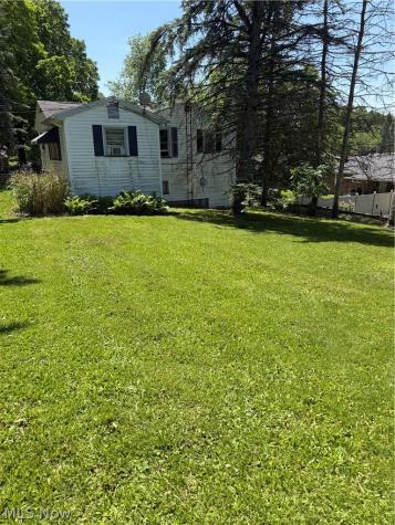 327 Cayuga Avenue NW Canton OH 44708