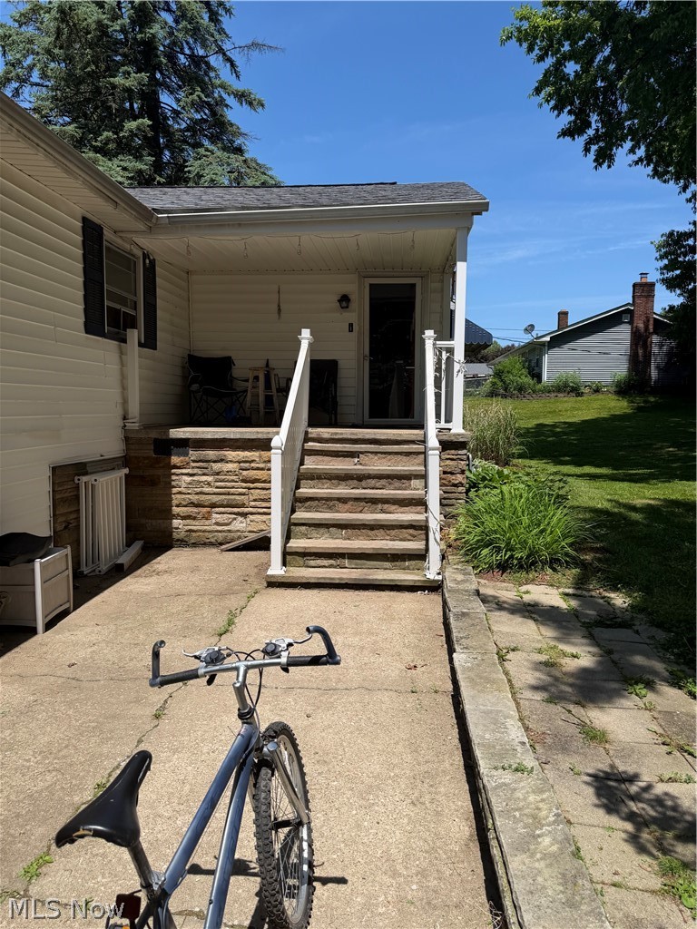 327 Cayuga Avenue NW Canton OH 44708