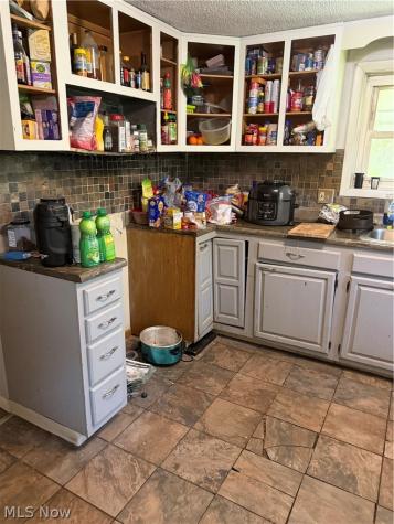 327 Cayuga Avenue NW Canton OH 44708