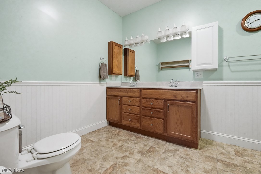 861 Williamsburg Court Ashland OH 44805