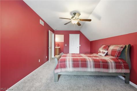 861 Williamsburg Court Ashland OH 44805