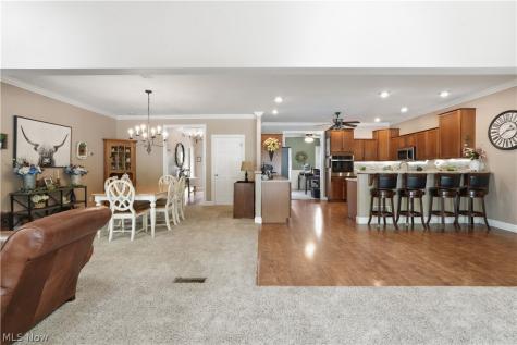 861 Williamsburg Court Ashland OH 44805