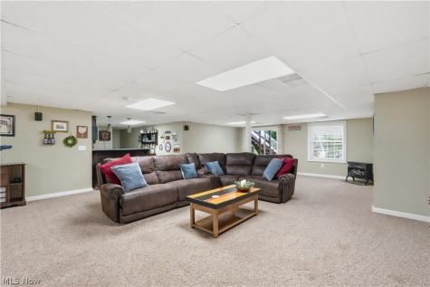 861 Williamsburg Court Ashland OH 44805