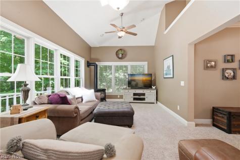 861 Williamsburg Court Ashland OH 44805
