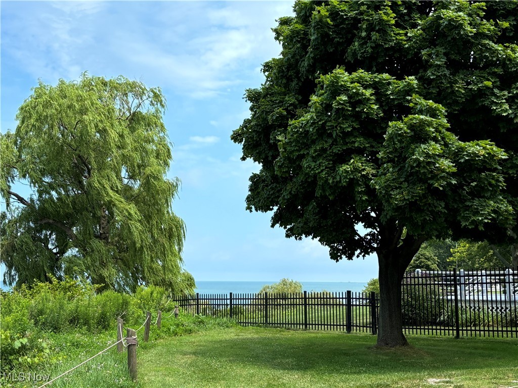 16 Billow Beach Road Ashtabula OH 44004