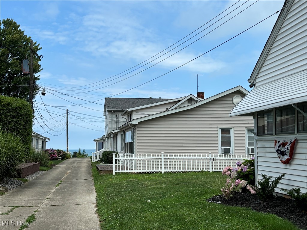 16 Billow Beach Road Ashtabula OH 44004