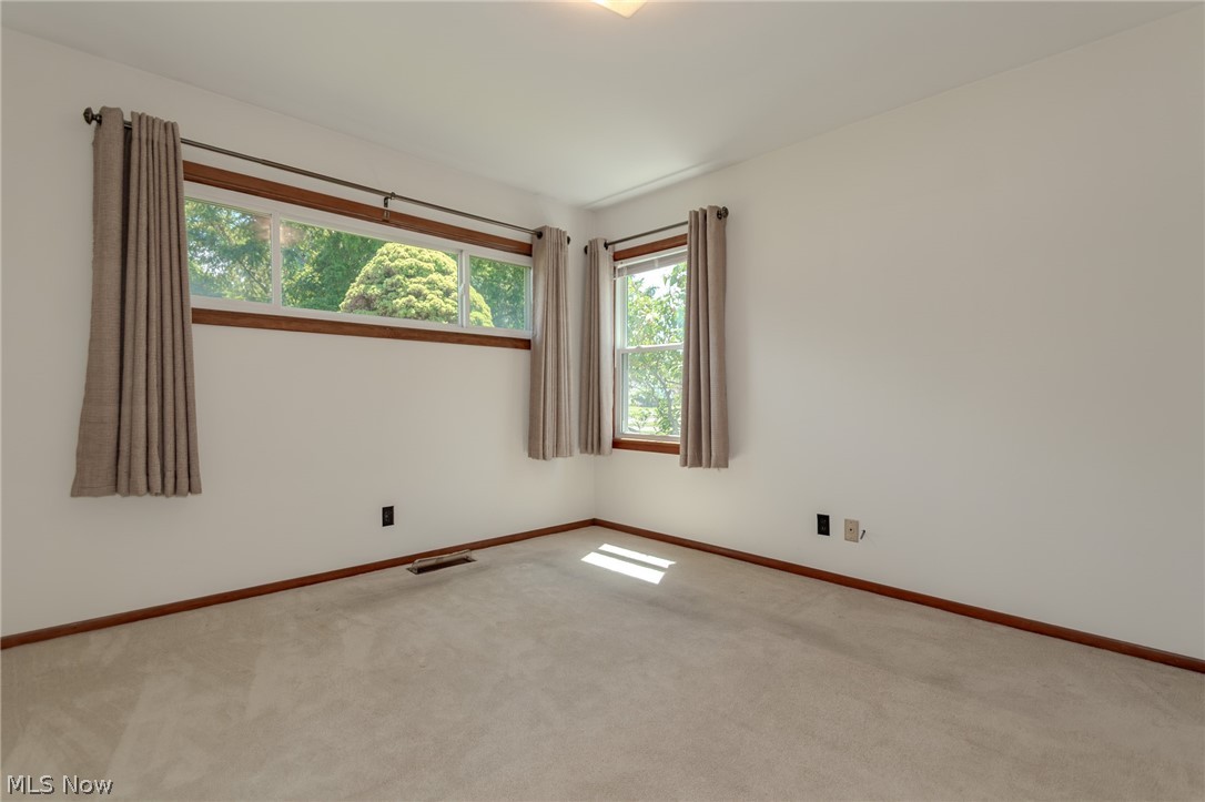 31435 Bayridge Boulevard Willowick OH 44095