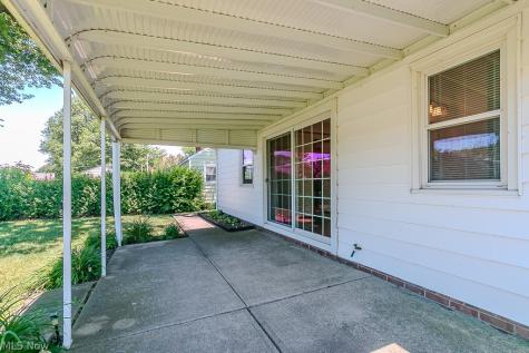 31435 Bayridge Boulevard Willowick OH 44095