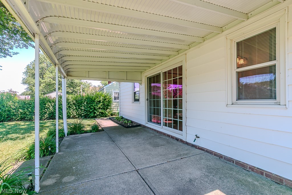 31435 Bayridge Boulevard Willowick OH 44095