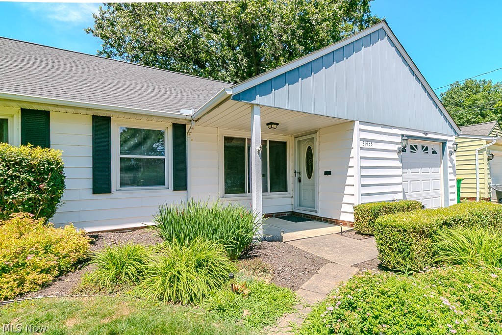31435 Bayridge Boulevard Willowick OH 44095
