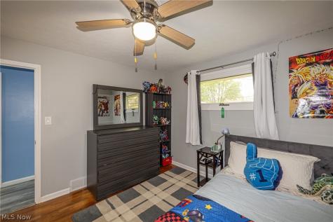 12017 Denver Drive Parma Heights OH 44130