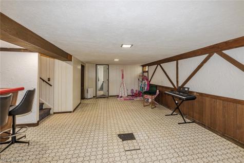 12017 Denver Drive Parma Heights OH 44130