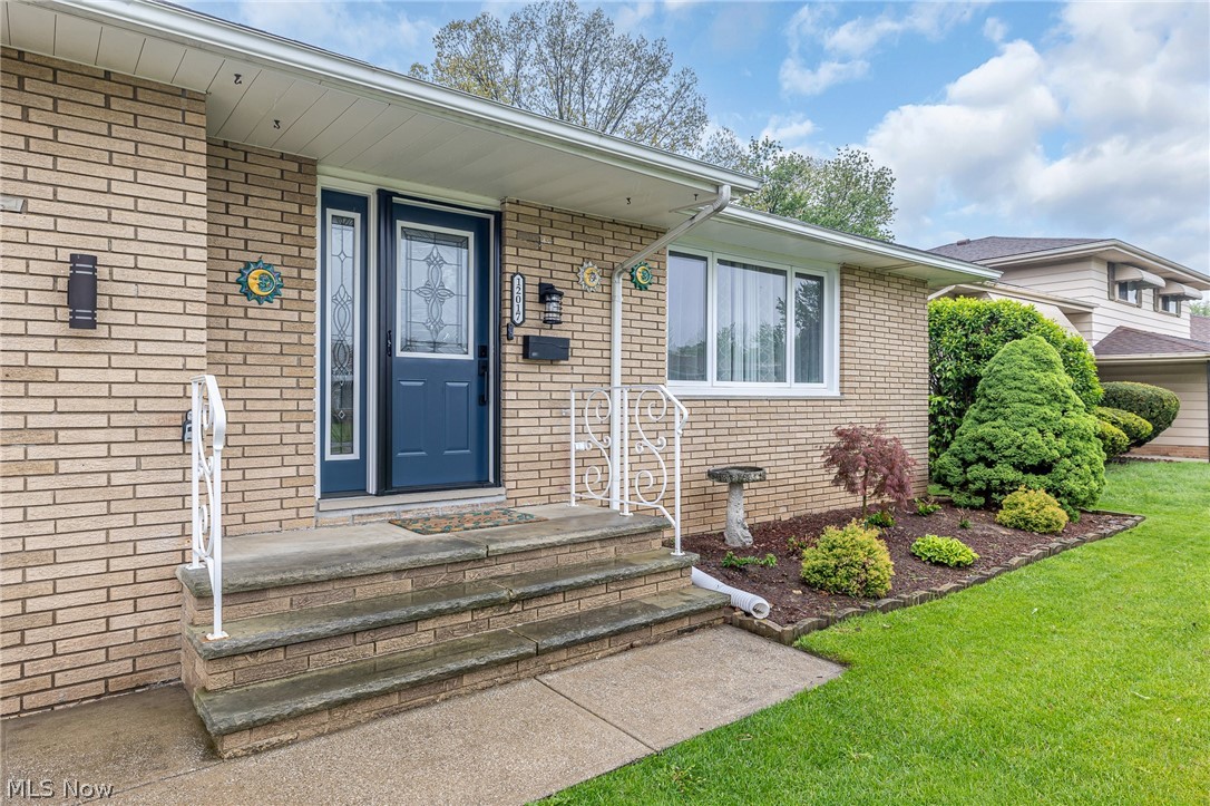 12017 Denver Drive Parma Heights OH 44130