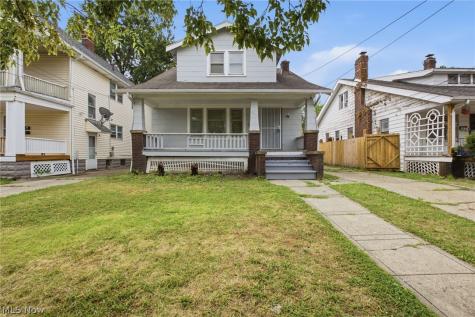 10113 Loretta Avenue Cleveland OH 44111