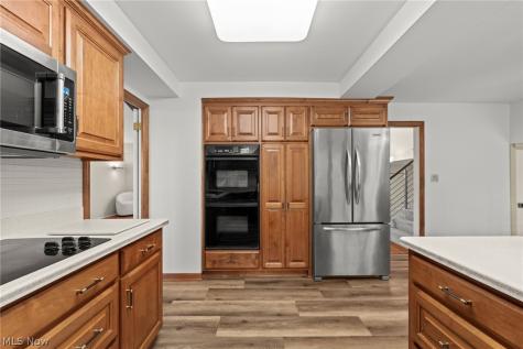 26270 Annesley Road Beachwood OH 44122