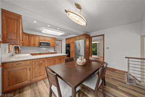 26270 Annesley Road Beachwood OH 44122